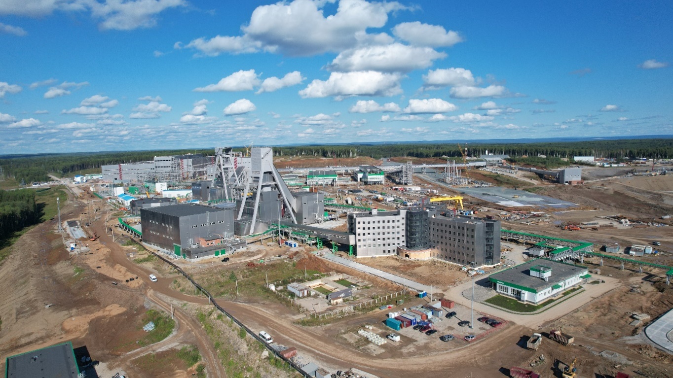 Площадка Талицкого ГОКа во время строительства весной 2025 года